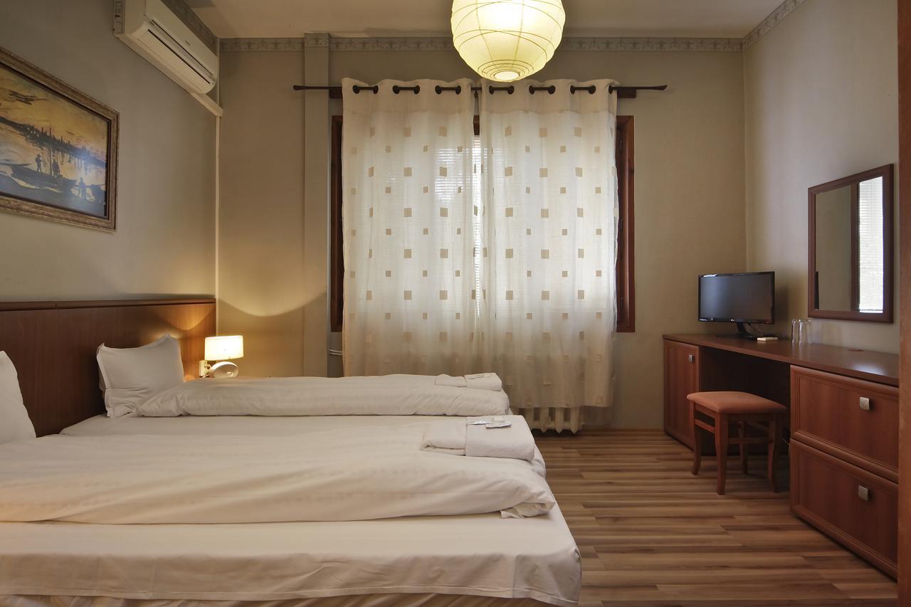 Hotel Anita House Perushtitsa Esterno foto